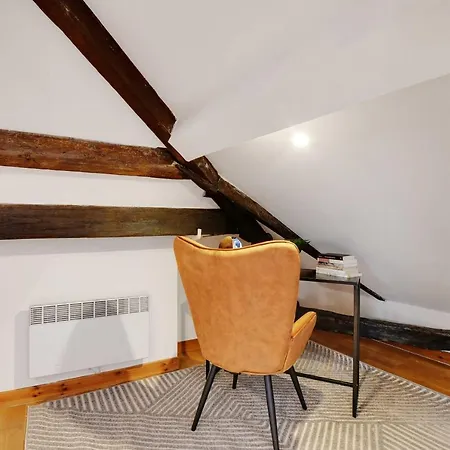 Comfortable - 2br-6p - Parc Monceau Parijs
